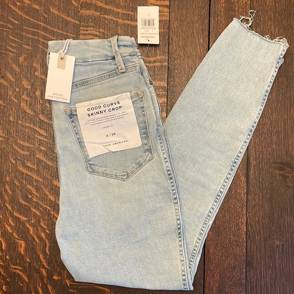 NWT Good American Good Curve Skinny Crop Size 2
